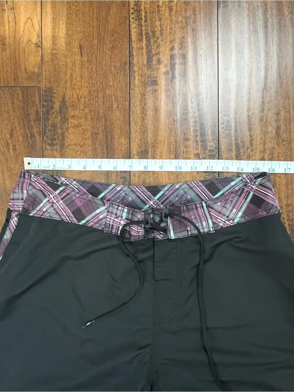 REEF Men’s Swim Board Shorts Trunks Black Drawstring Purple Trim Size 33